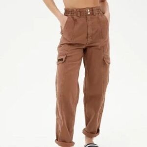 BDG Brown Boyfriend Jeans Relaxed Fit High-Waisted